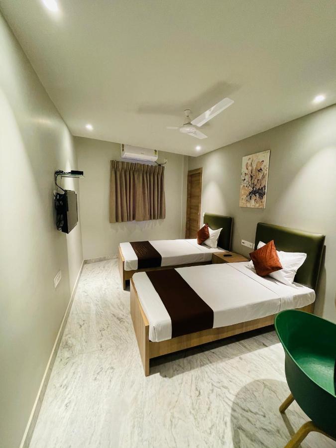 Hotel The Crest Calcutta  Esterno foto